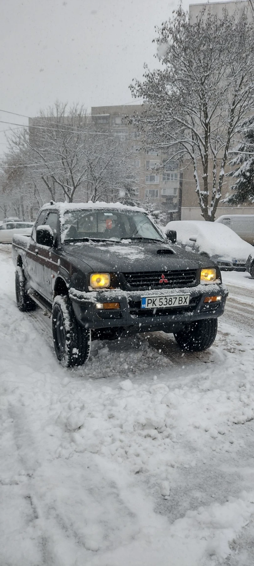 Mitsubishi L200, снимка 8 - Автомобили и джипове - 55906762