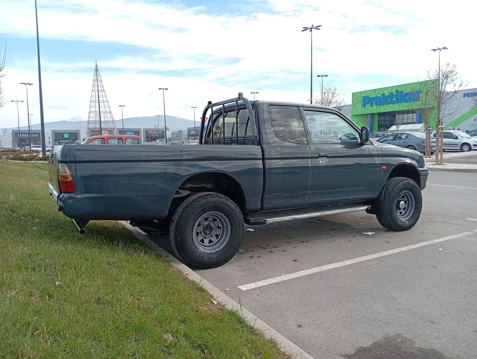 Mitsubishi L200, снимка 3 - Автомобили и джипове - 54520769