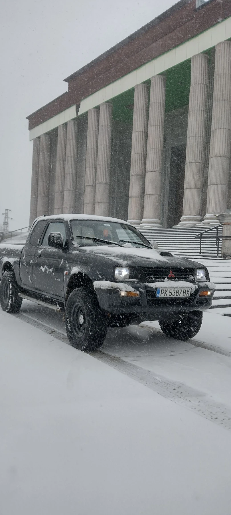 Mitsubishi L200
