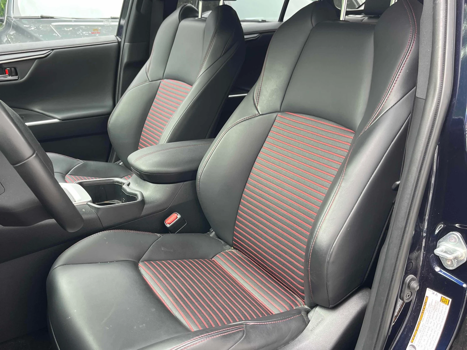 Toyota Rav4 PRIME XSE * * CARFAX * * АВТО КРЕДИТ * * , снимка 9 - Автомобили и джипове - 54870601