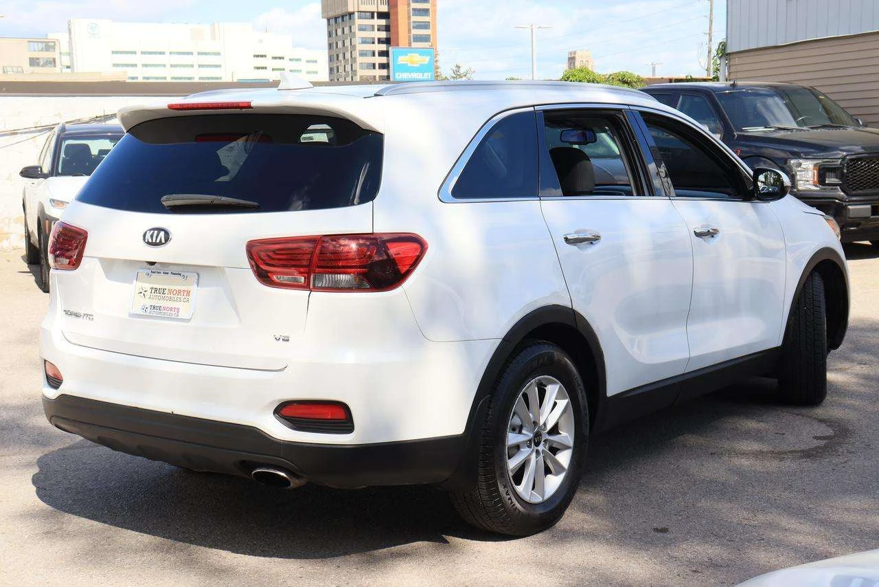 Kia Sorento LX | 4X4 | 7 МЕСТА | CARPLAY | ЦЕНА ДО БГ, снимка 7 - Автомобили и джипове - 54947694