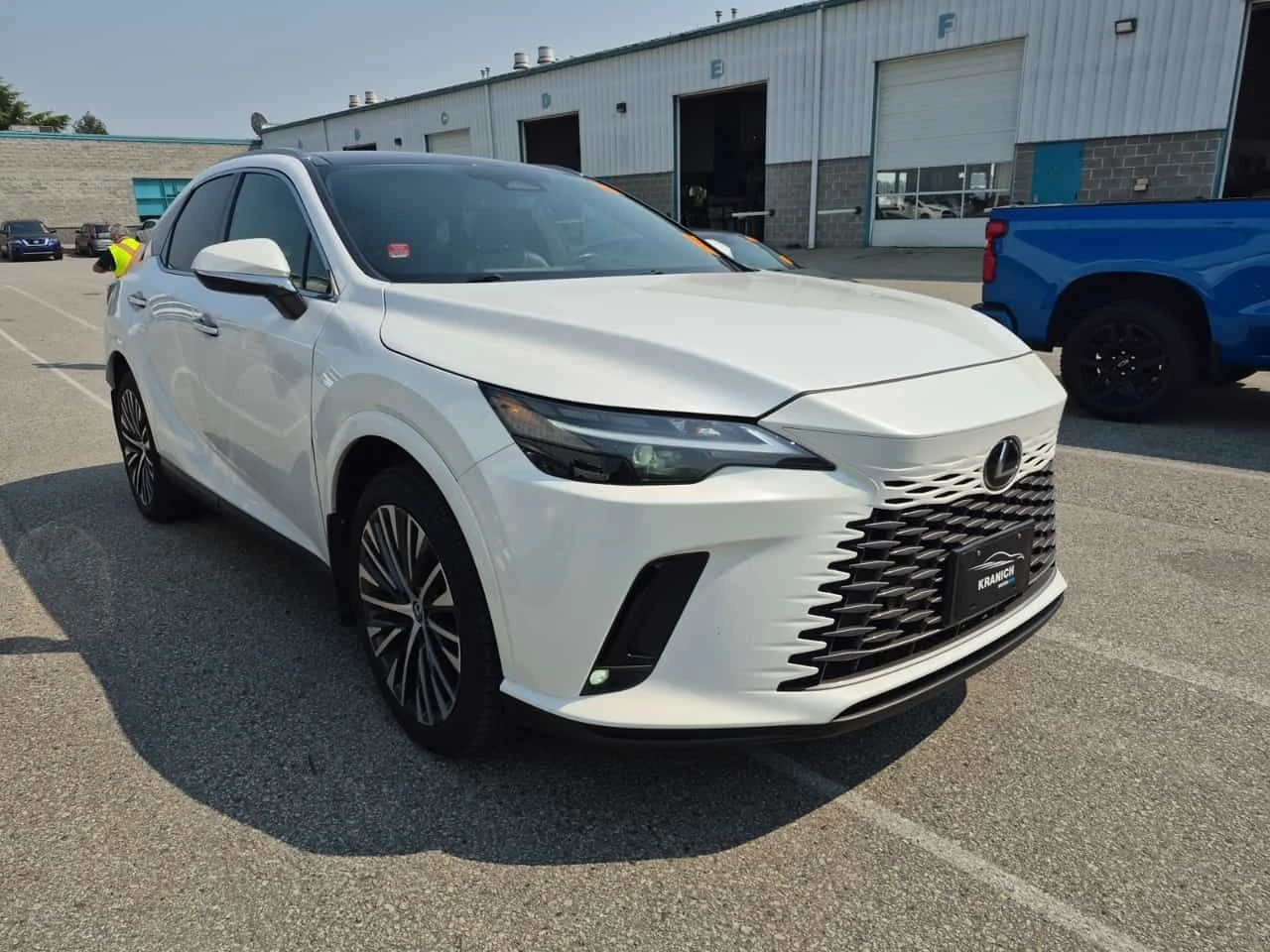 Lexus RX 350h LUXURY | CARFAX | АВТОКРЕДИТ, снимка 2 - Автомобили и джипове - 55568436