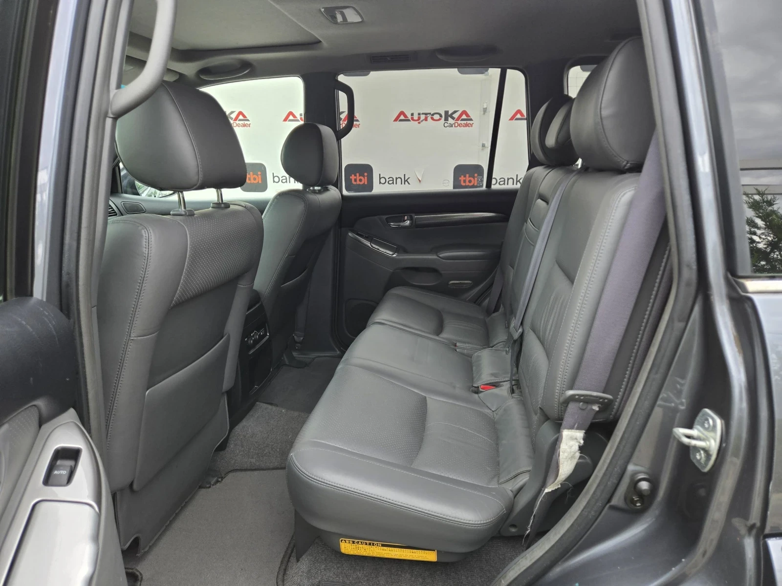 Toyota Land cruiser 3.0D4d-166кс= 7МЕСТА= АВТОМАТ= FULL, снимка 9 - Автомобили и джипове - 56201587