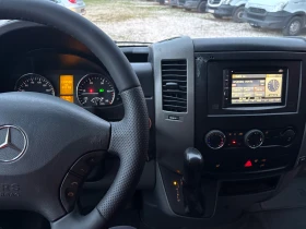 Mercedes-Benz Sprinter 319 FULL NAVI KLIMA ПОДГРЕВ, снимка 11