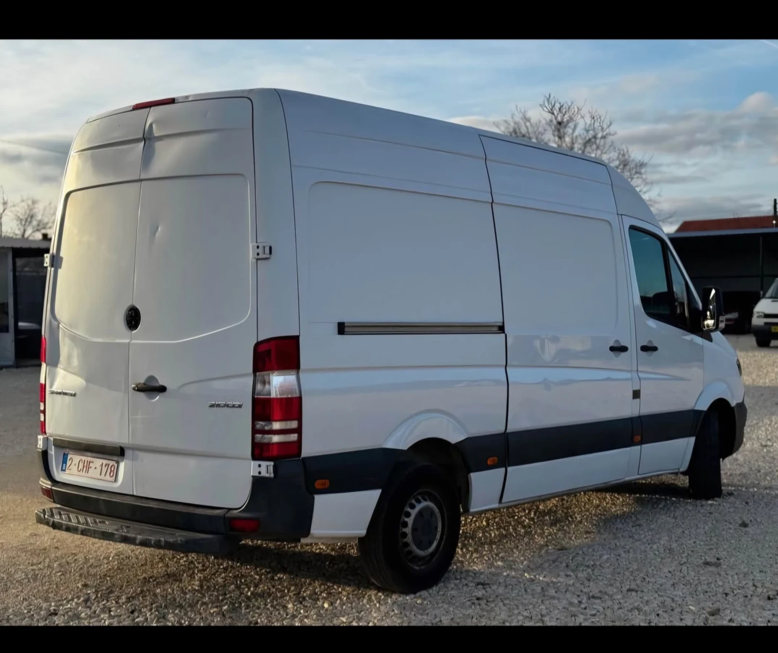 Mercedes-Benz Sprinter  - изображение 4