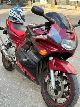  Honda Cbr