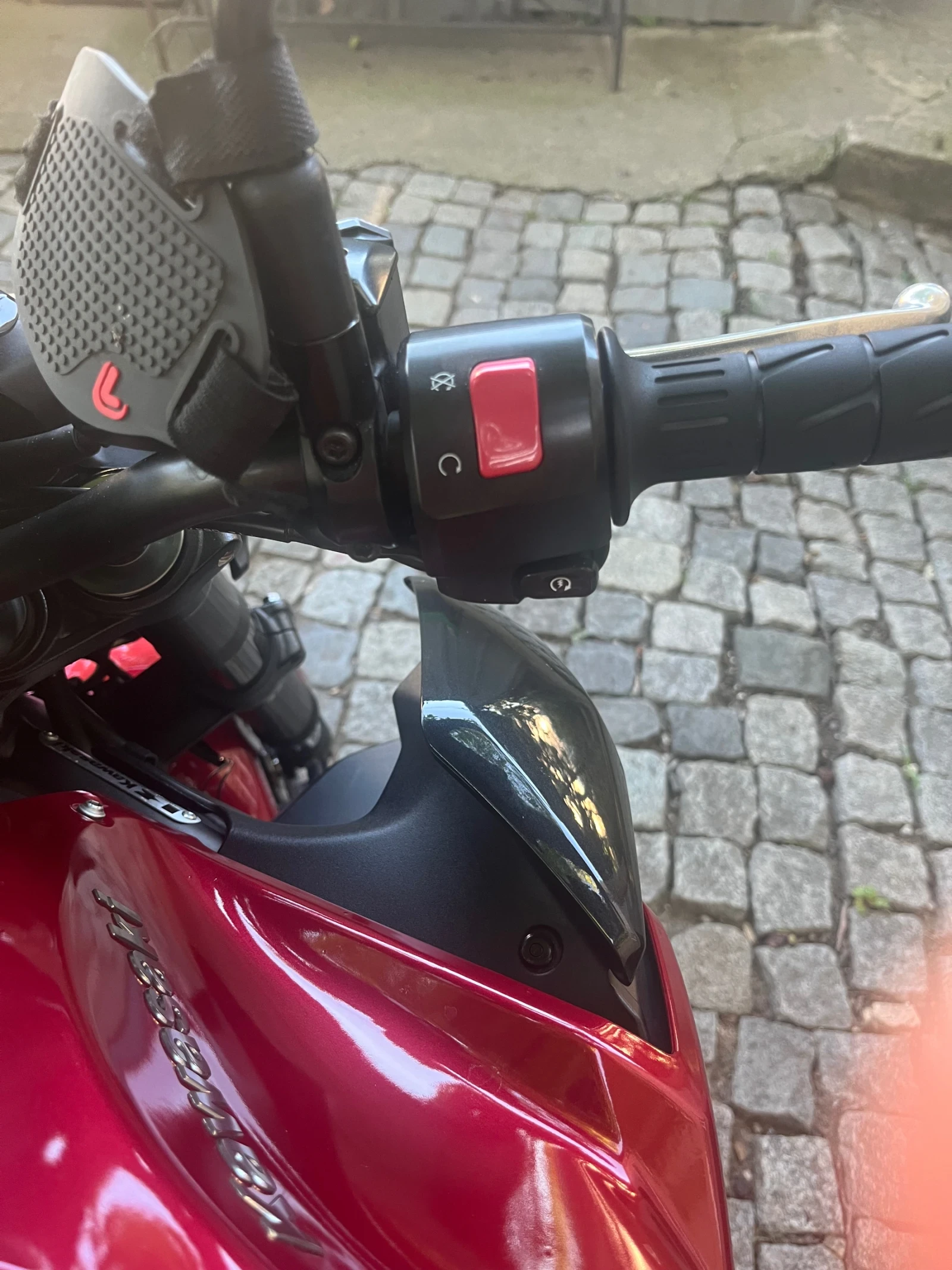 Kawasaki Z, снимка 9 - Мотоциклети и мототехника - 55538675