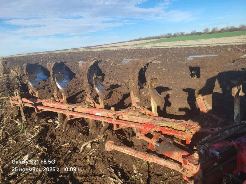 Плуг Vogel & Noot, снимка 2 - Селскостопанска техника - 52566064