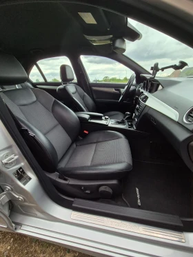 Mercedes-Benz C 180, снимка 6