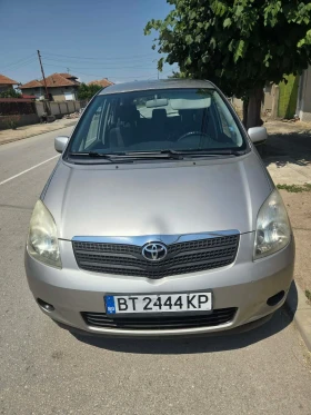 Toyota Corolla verso, снимка 2