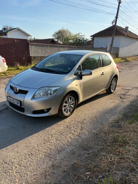 Toyota Auris, снимка 1