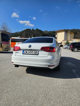 VW Jetta - 10800 € / 21122.96 лв. - 99004962 3