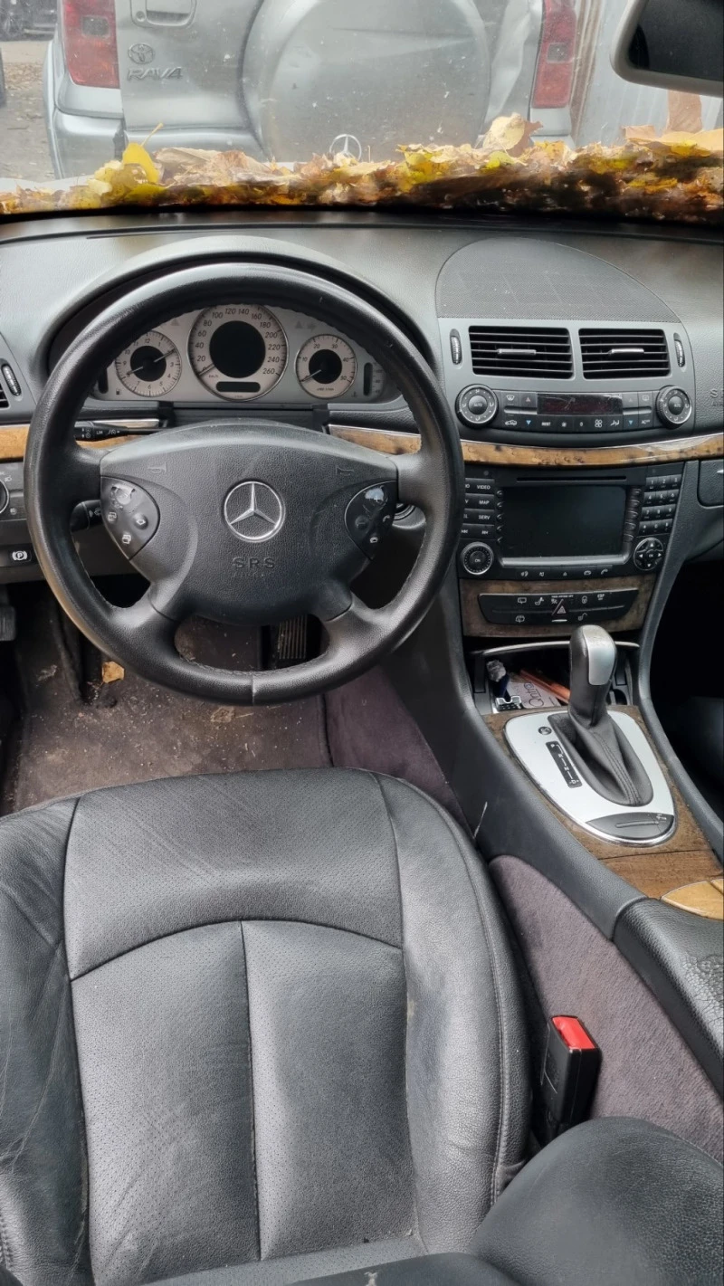 Mercedes-Benz E 320 204к.с, снимка 5 - Автомобили и джипове - 43179264