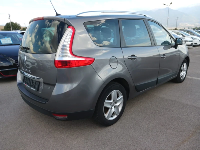 Renault Grand scenic 1.6 dci 5 МЕСТА, снимка 4 - Автомобили и джипове - 47197284