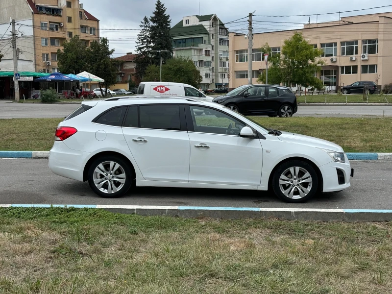 Chevrolet Cruze 1.4T , снимка 4 - Автомобили и джипове - 47204733