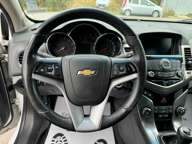 Chevrolet Cruze 1.4T , снимка 14 - Автомобили и джипове - 47204733