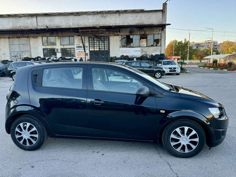 Chevrolet Aveo 1.2i 97000kм, снимка 15 - Автомобили и джипове - 47681282