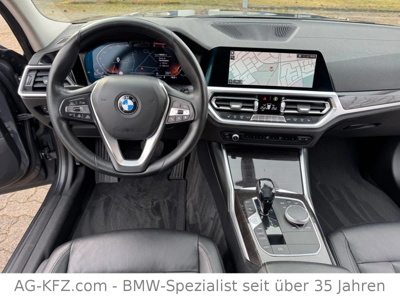 BMW 320 Luxury* HUD* Дигитал* Мъртва точка* 1 собственик* , снимка 11 - Автомобили и джипове - 49274784