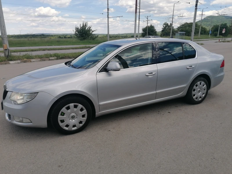 Skoda Superb 2.0 TDI 4X4 , снимка 6 - Автомобили и джипове - 51353117