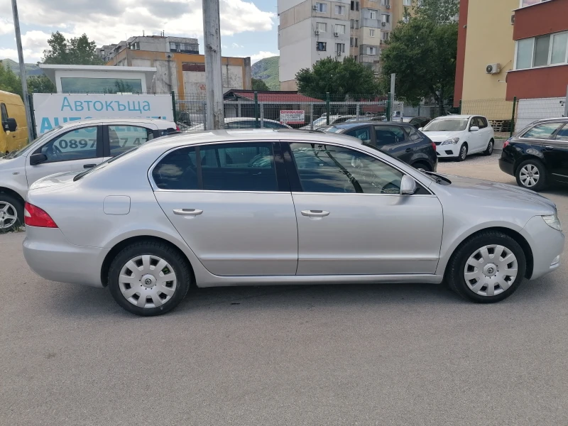 Skoda Superb 2.0 TDI 4X4 , снимка 3 - Автомобили и джипове - 51353117