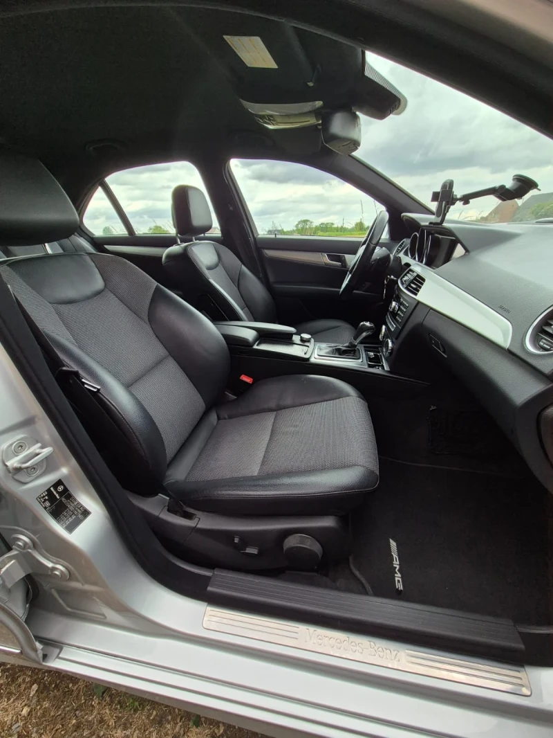 Mercedes-Benz C 180, снимка 6 - Автомобили и джипове - 53156701