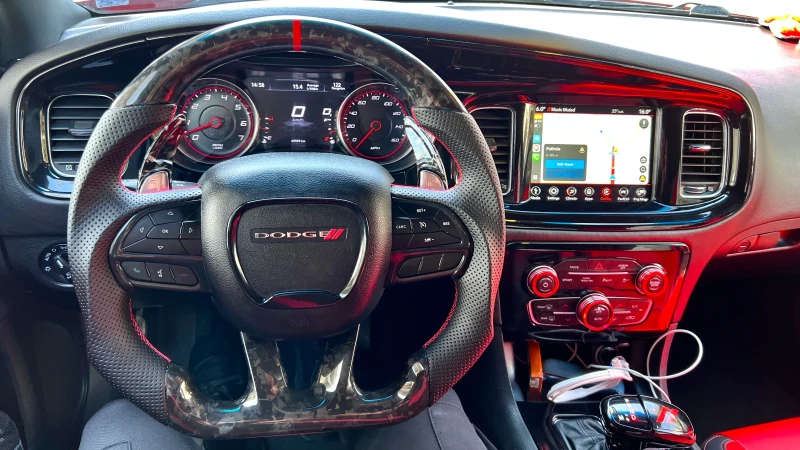 Dodge Charger 5.7 345 HEMI SuperTrackPack, снимка 8 - Автомобили и джипове - 52205120