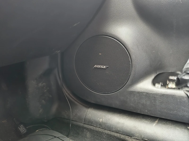 Mazda 6 2.3, Facelift с Газова уредба и два комплекта гуми, снимка 14 - Автомобили и джипове - 52656967