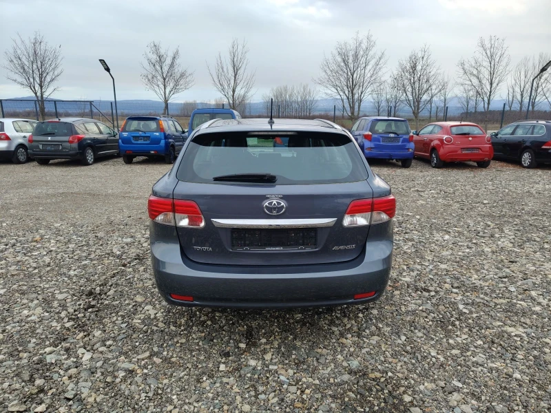 Toyota Avensis 2.0 D4D FACELIFT , снимка 5 - Автомобили и джипове - 53089381