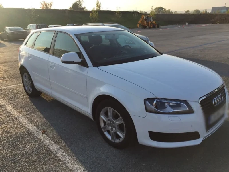 Audi A3 Sportback, снимка 3 - Автомобили и джипове - 53146810