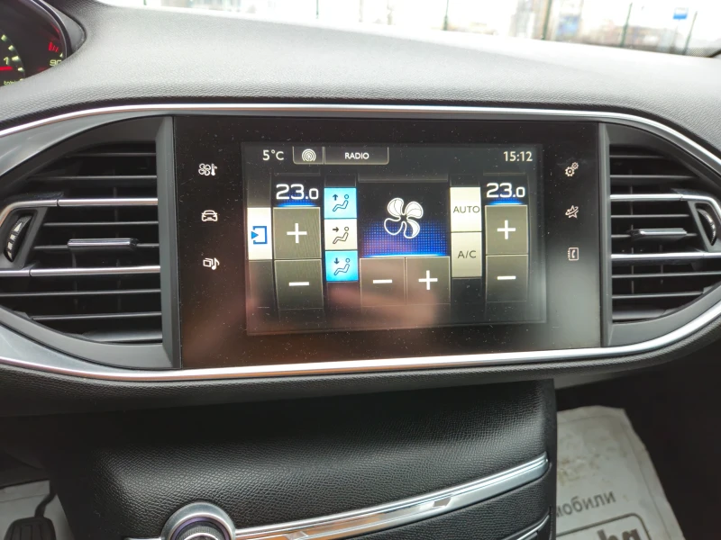 Peugeot 308 ХЕЧБЕК ОБСЛУЖЕНА, снимка 12 - Автомобили и джипове - 53512225