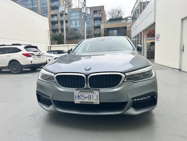 BMW 540 * xDrive * CARFAX * 360 * H/K *  - изображение 4