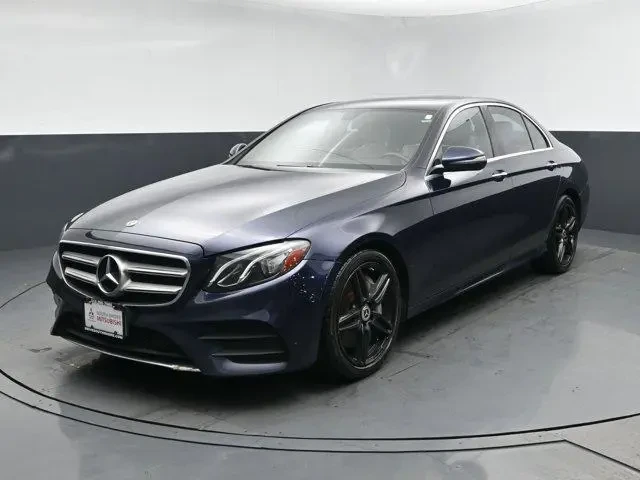 Mercedes-Benz E 300 AMG* Burmester* 4matic* Подгев, снимка 3 - Автомобили и джипове - 54441438