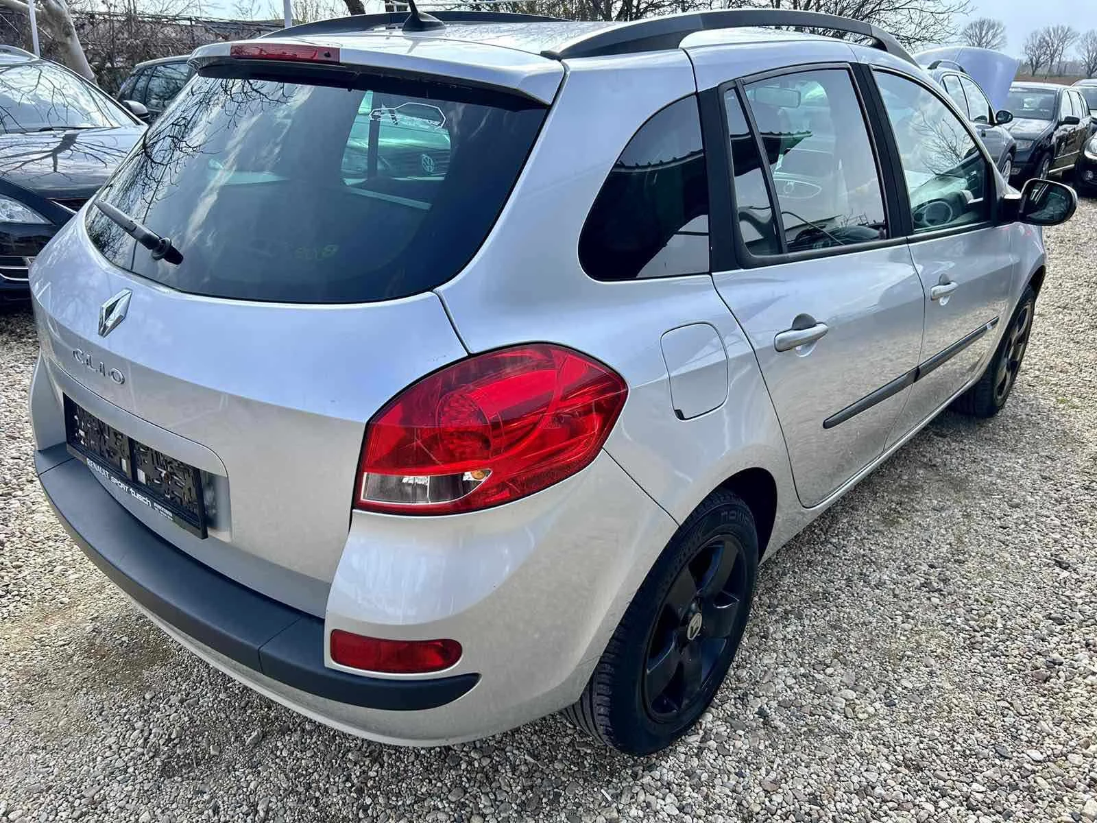 Renault Clio 1.2i 16V - изображение 4