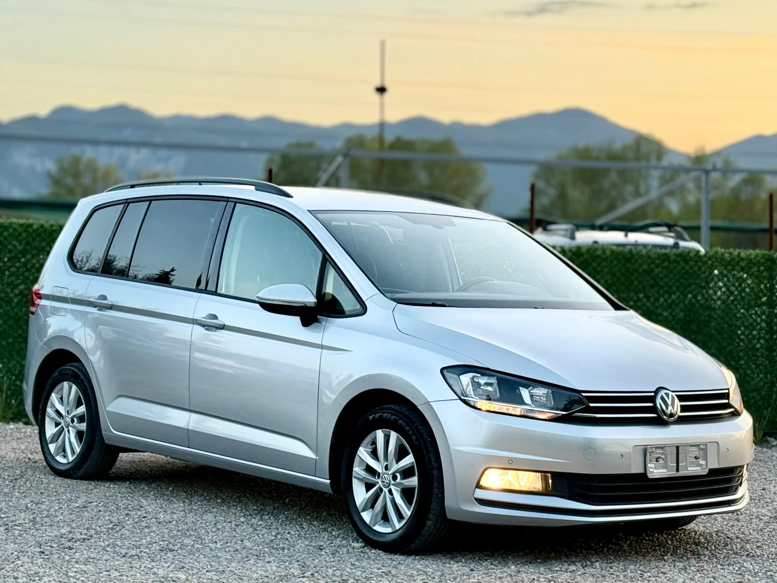 VW Touran 1.6TDi 7.FACELIFT* ITALY | Mobile.bg   1