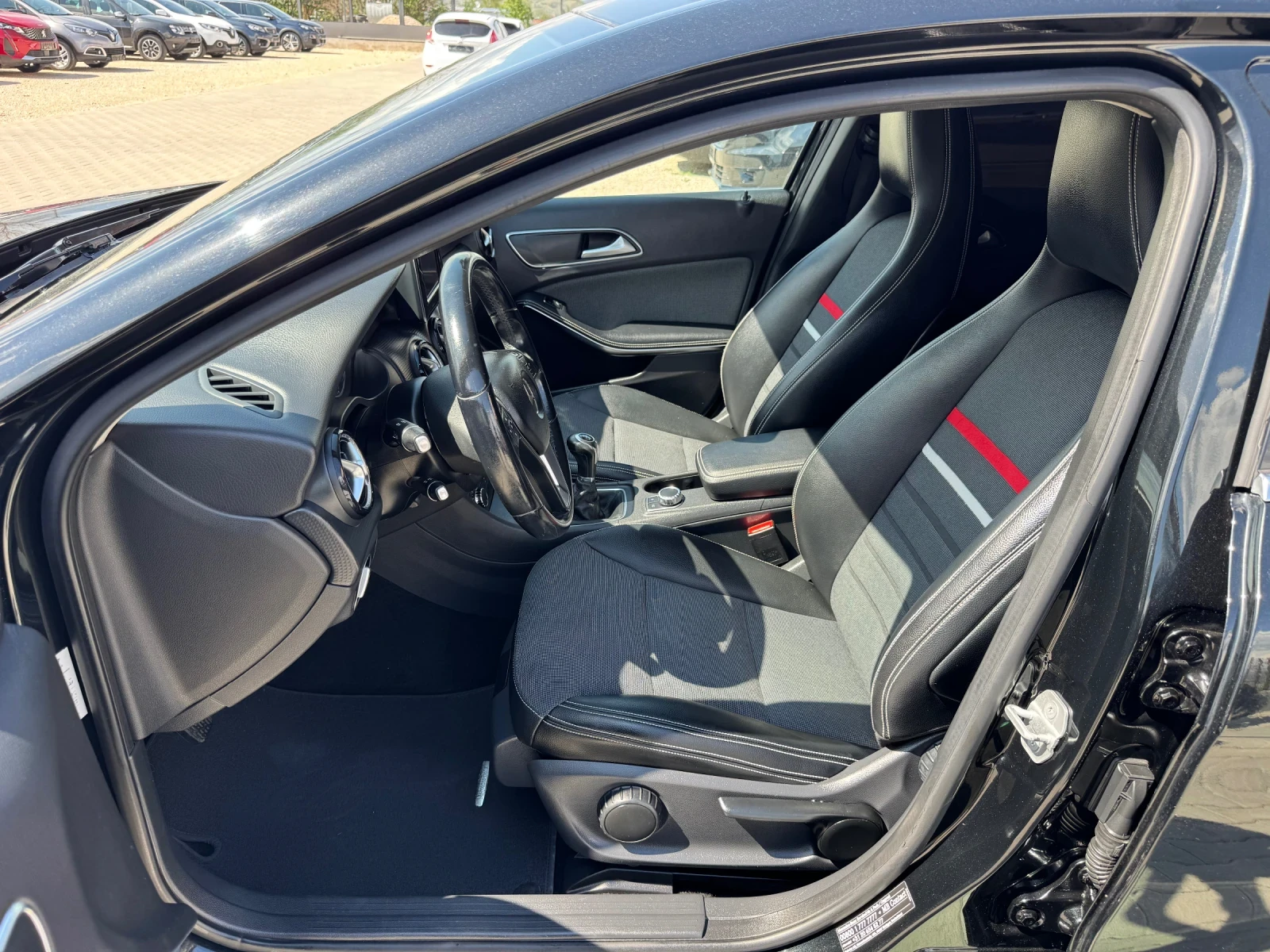 Mercedes-Benz 180 A180 NAVI LED EURO-6 - изображение 10