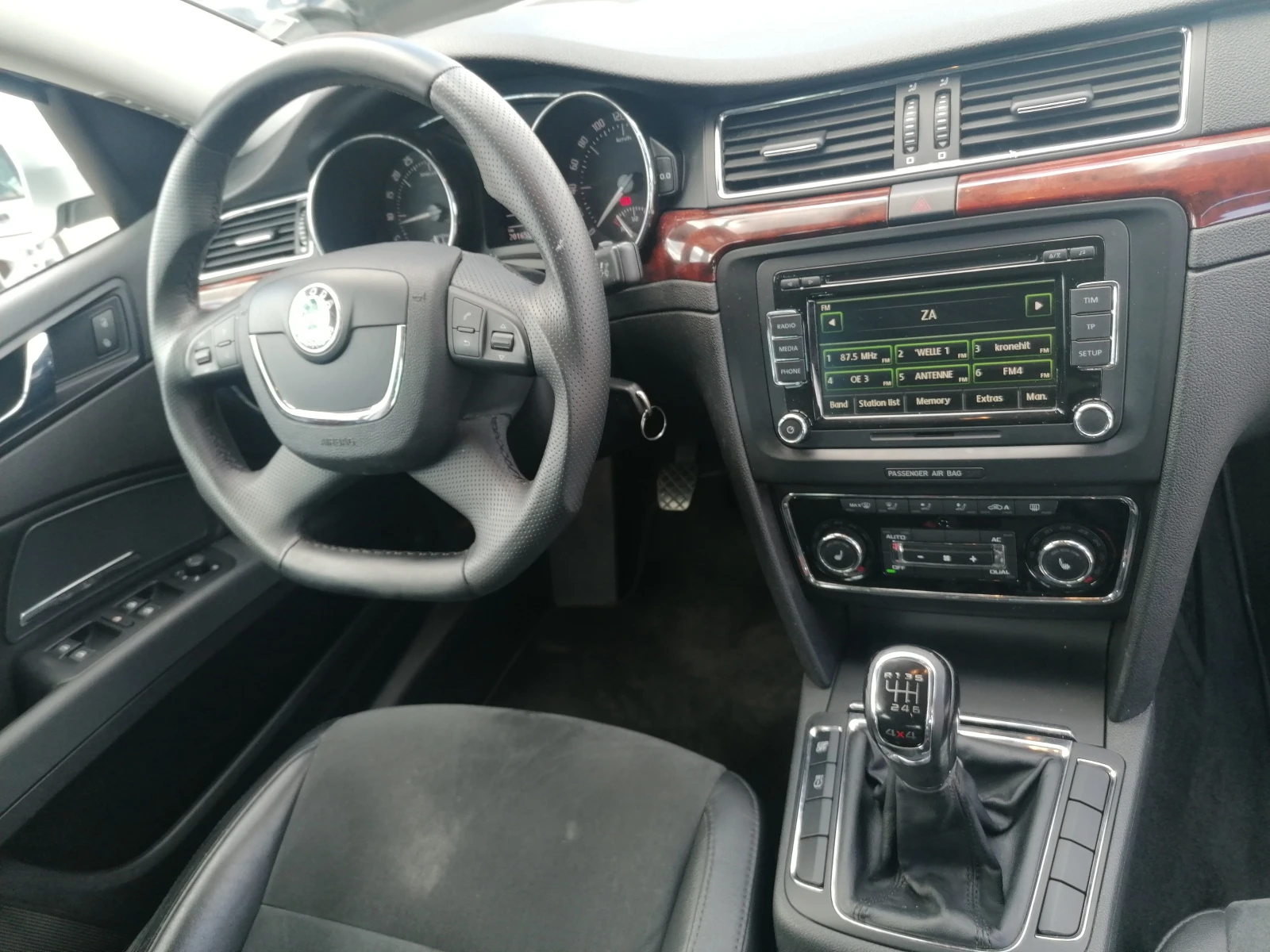 Skoda Superb 2.0 TDI 4X4  | Mobile.bg   11