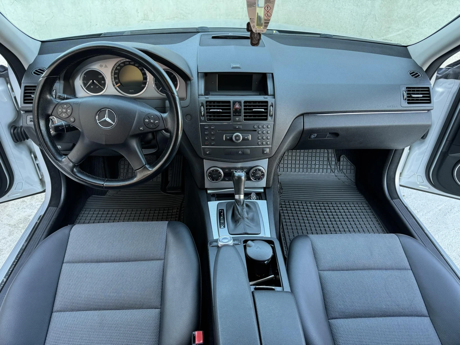 Mercedes-Benz C 220  - изображение 10