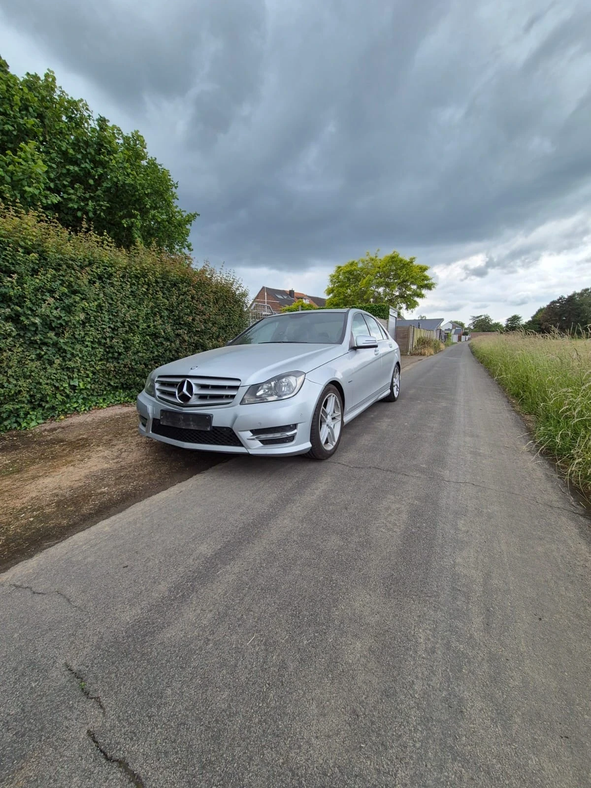 Mercedes-Benz C 180  - изображение 3