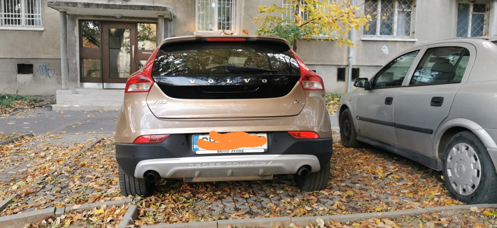Volvo V40  - изображение 4