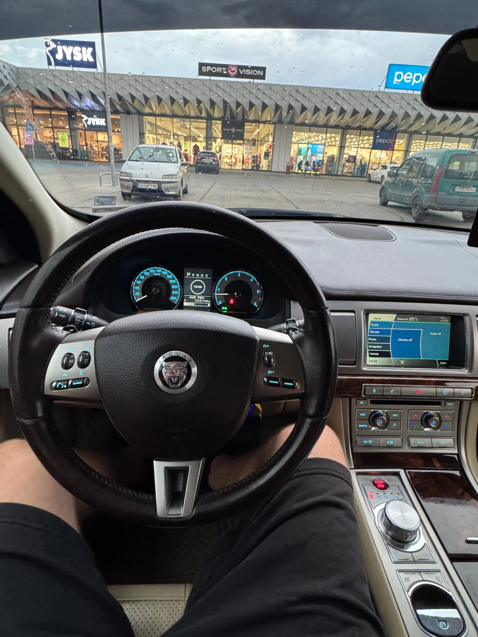 Jaguar Xf  - изображение 6