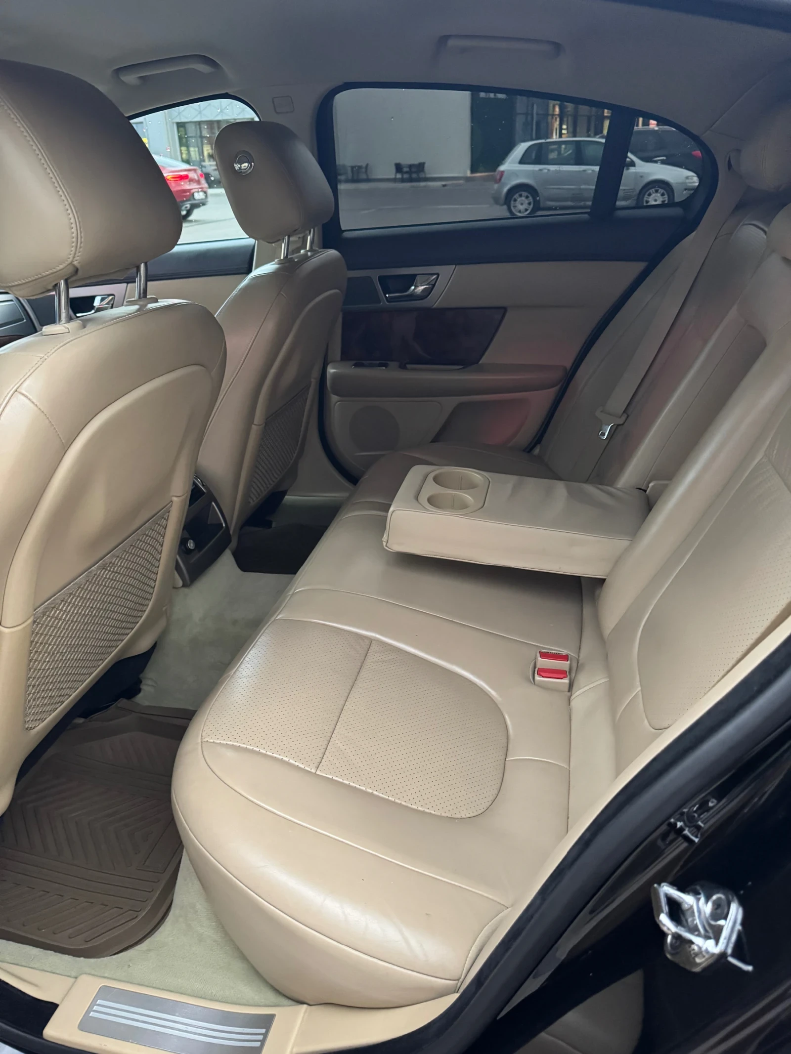 Jaguar Xf  - изображение 9