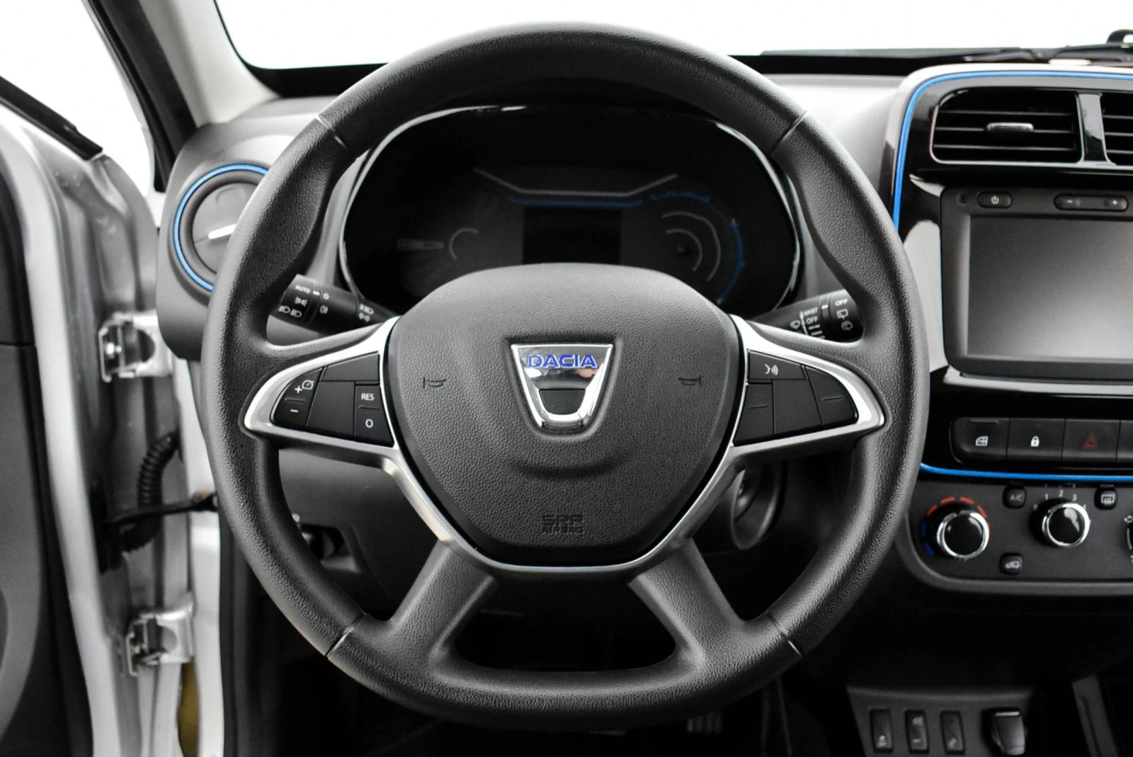 Dacia Spring Electric - изображение 10