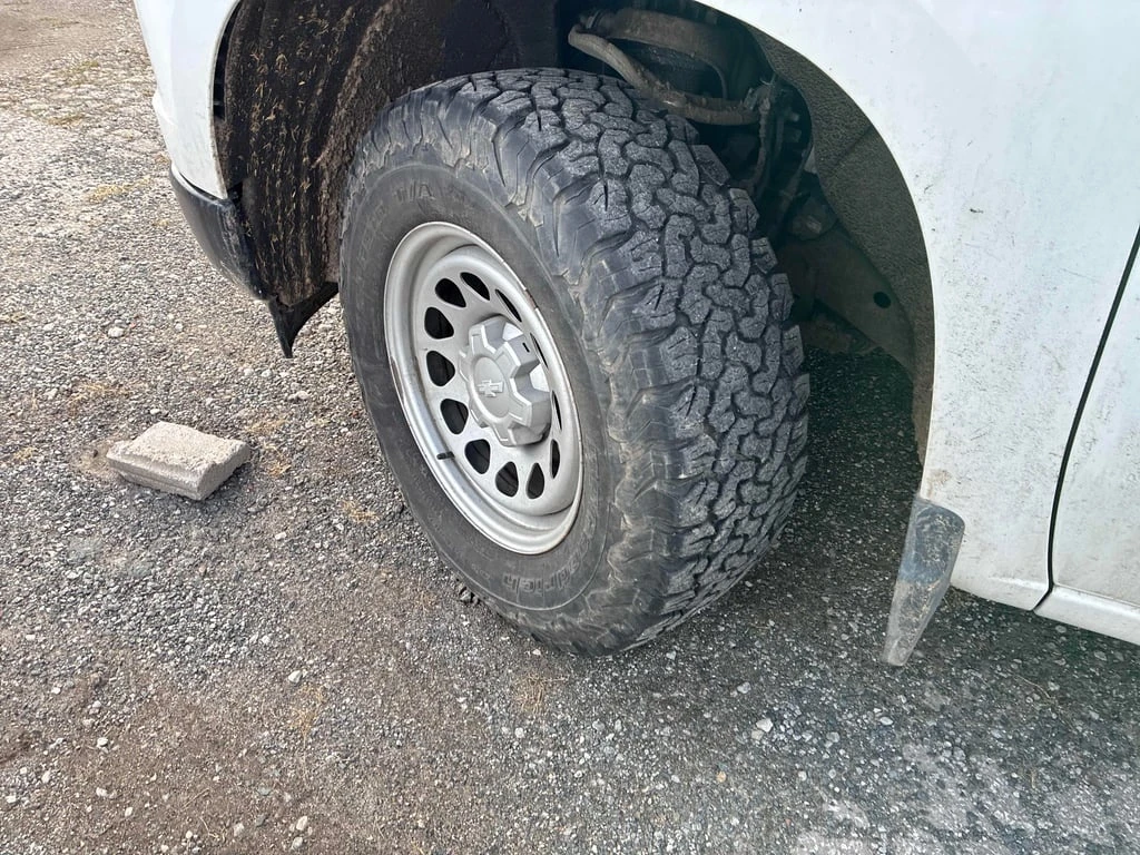 Chevrolet Silverado * Work Truck * CARFAX * БЕЗ ПЪРВОНАЧАЛНА ВНОСКА - изображение 7