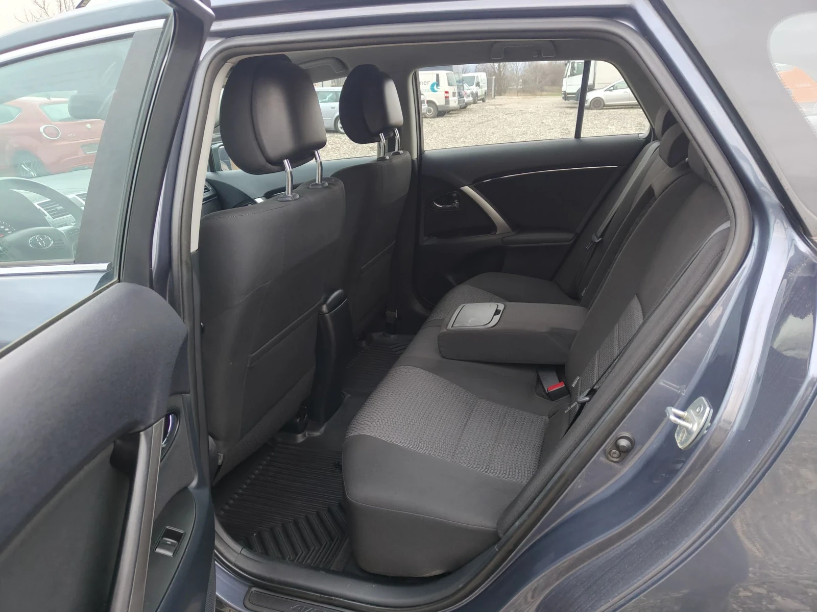 Toyota Avensis 2.0 D4D FACELIFT  | Mobile.bg � ����������� 16