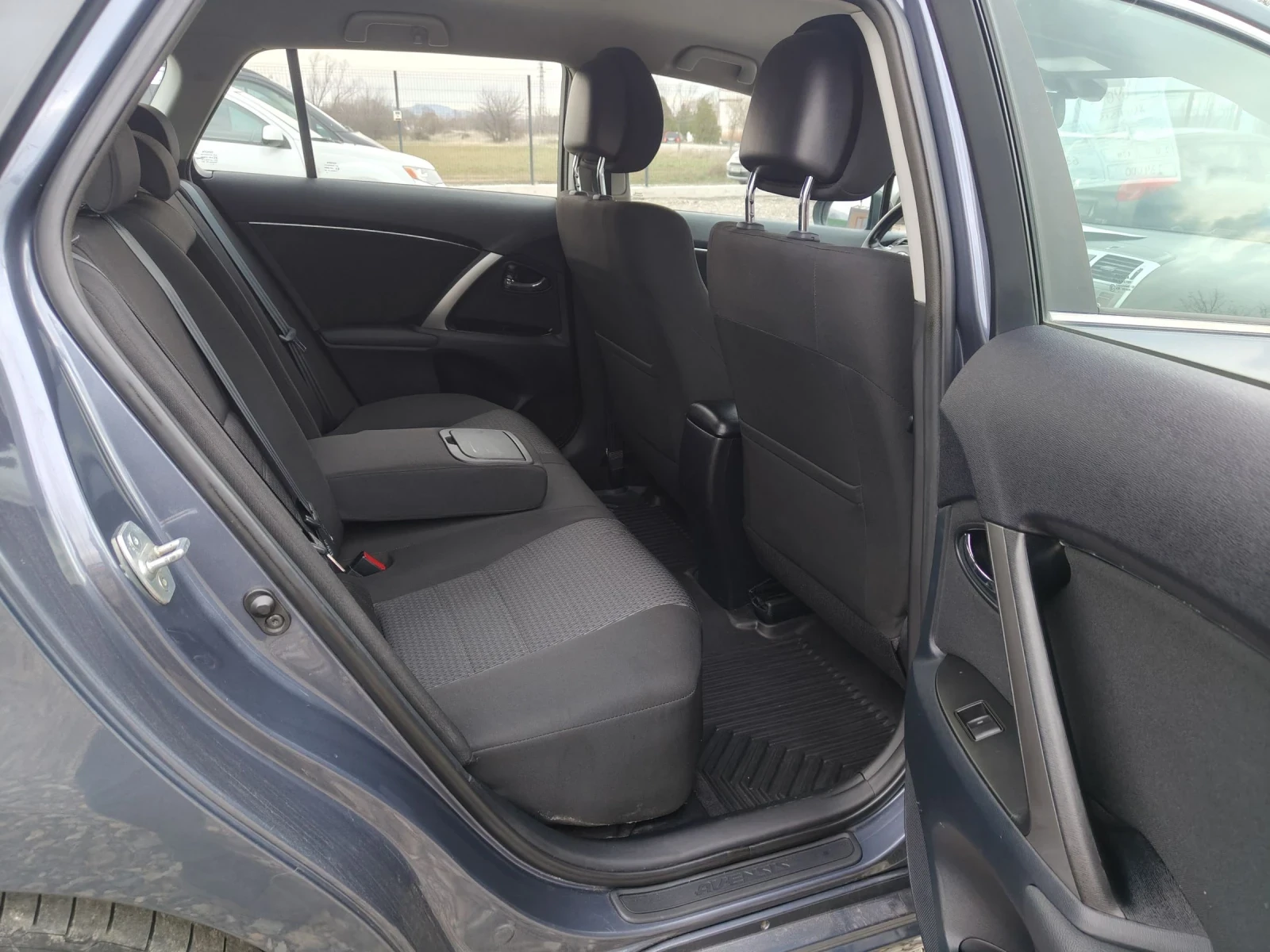 Toyota Avensis 2.0 D4D FACELIFT  | Mobile.bg � ����������� 15