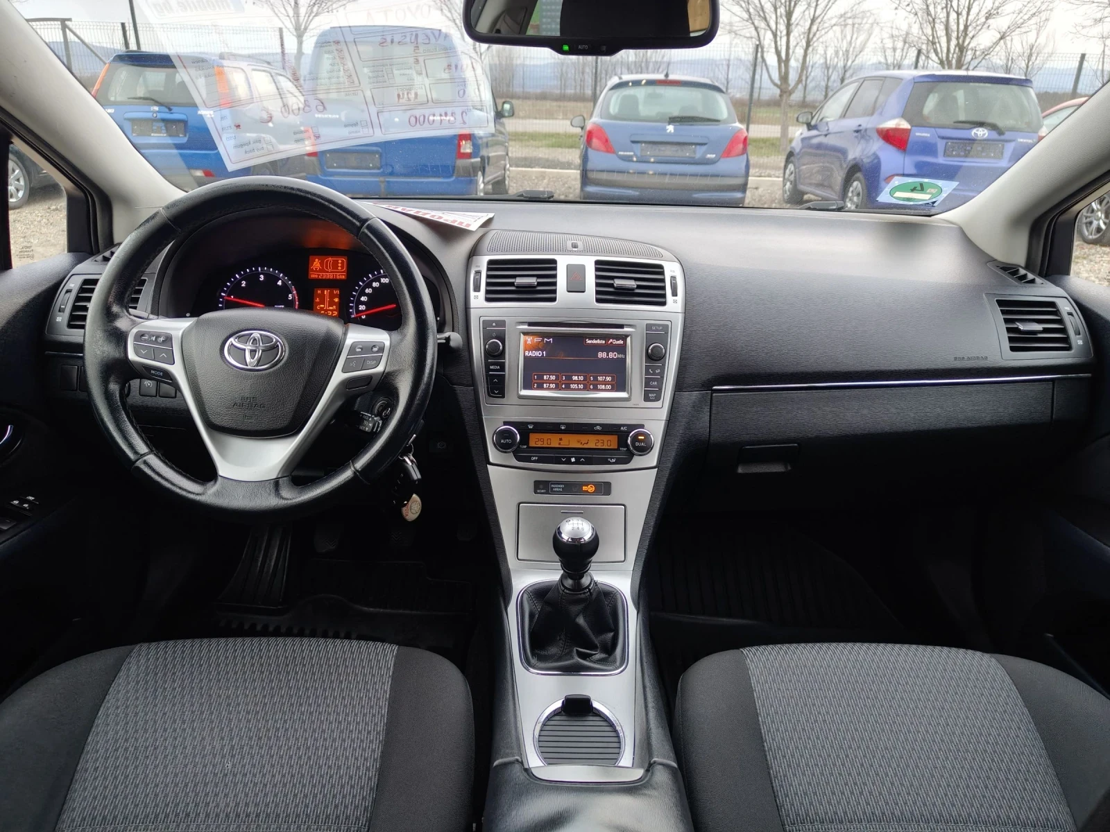 Toyota Avensis 2.0 D4D FACELIFT  - изображение 9