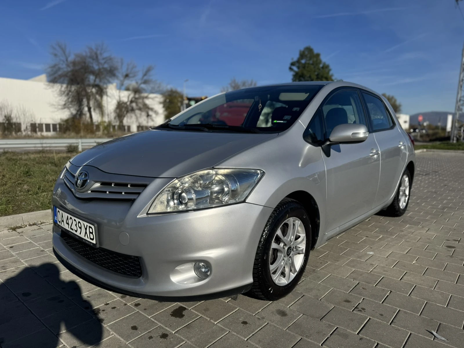 Toyota Auris 1.6 16V Valvematic (132 ��) | Mobile.bg � ����������� 2