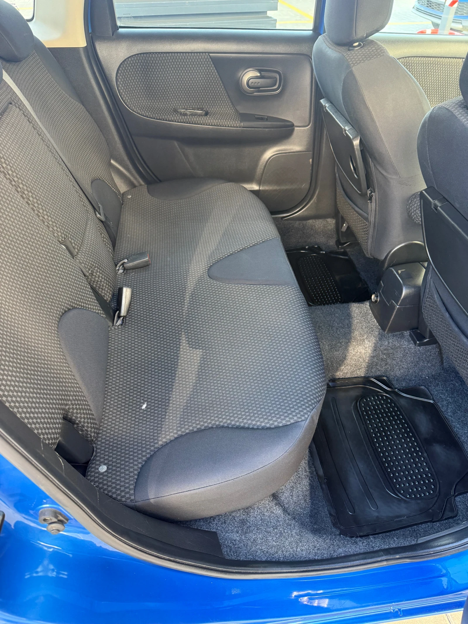 Nissan Note, снимка 8 - Автомобили и джипове - 53778897