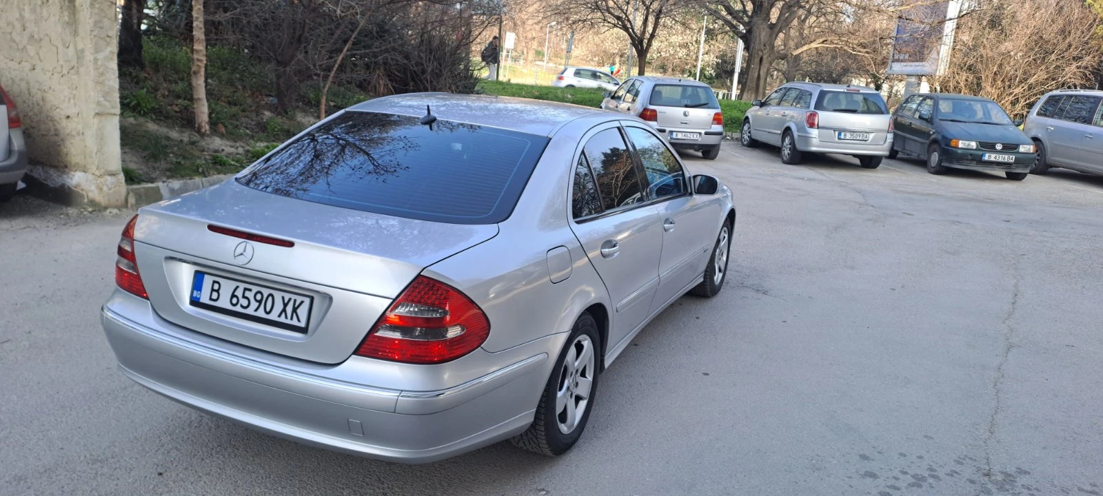 Mercedes-Benz E 270 Avangarde, снимка 10 - Автомобили и джипове - 53828762