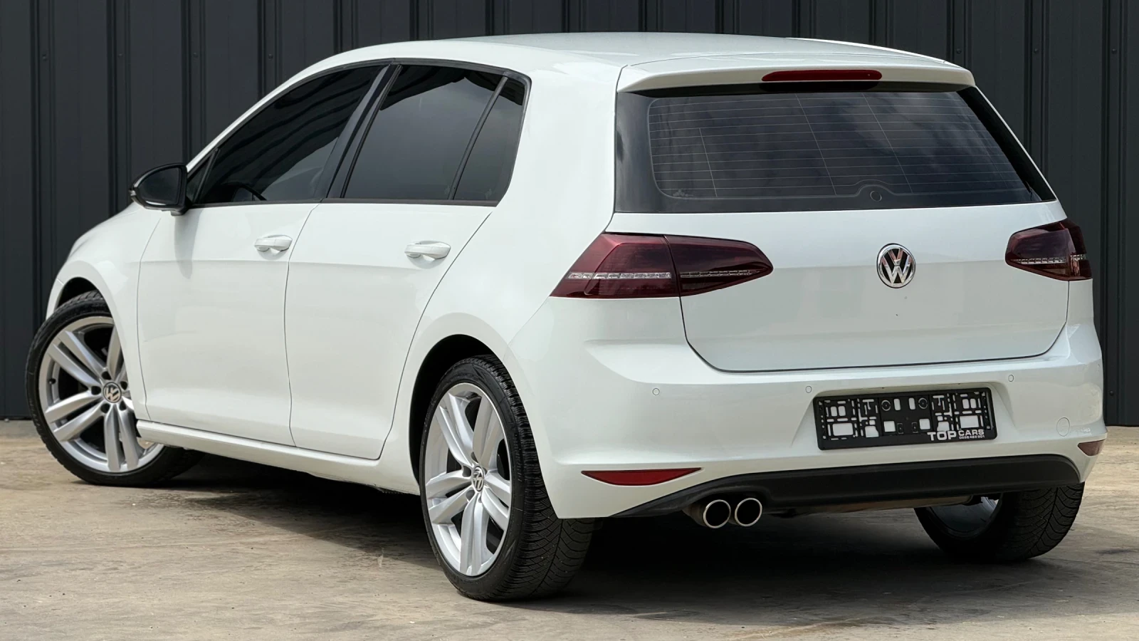 VW Golf R-LINE, снимка 4 - Автомобили и джипове - 53882214